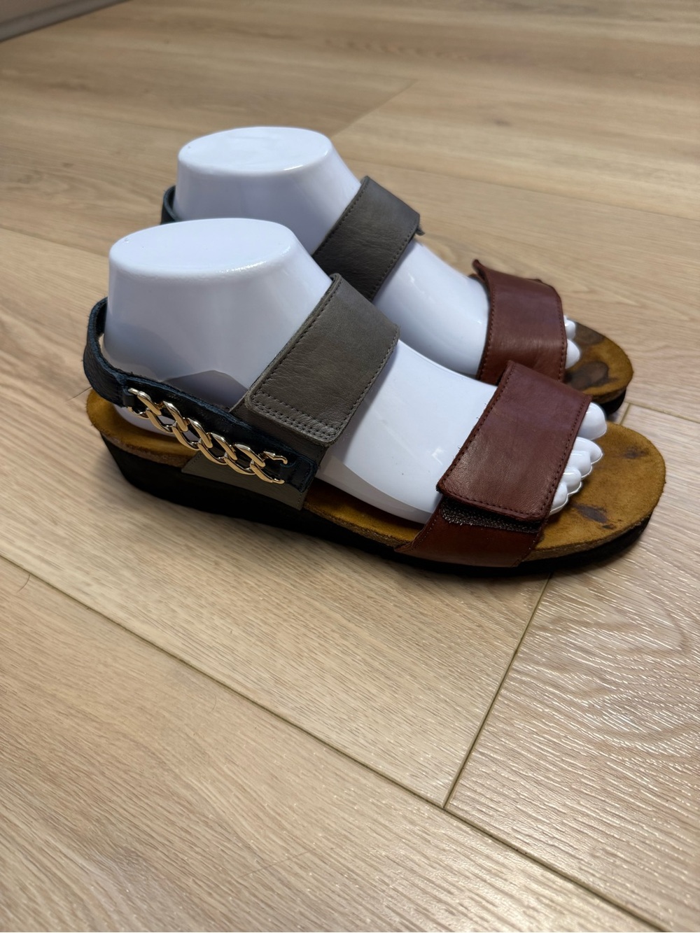 Naot Eliana slingback sandals woman’s size 40 or a US 9